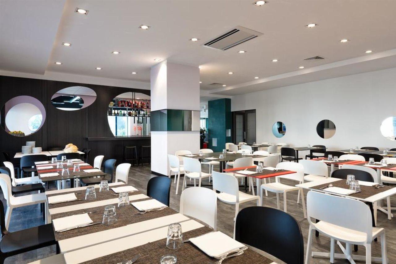 Garda Hotel مونتيشياري المظهر الخارجي الصورة