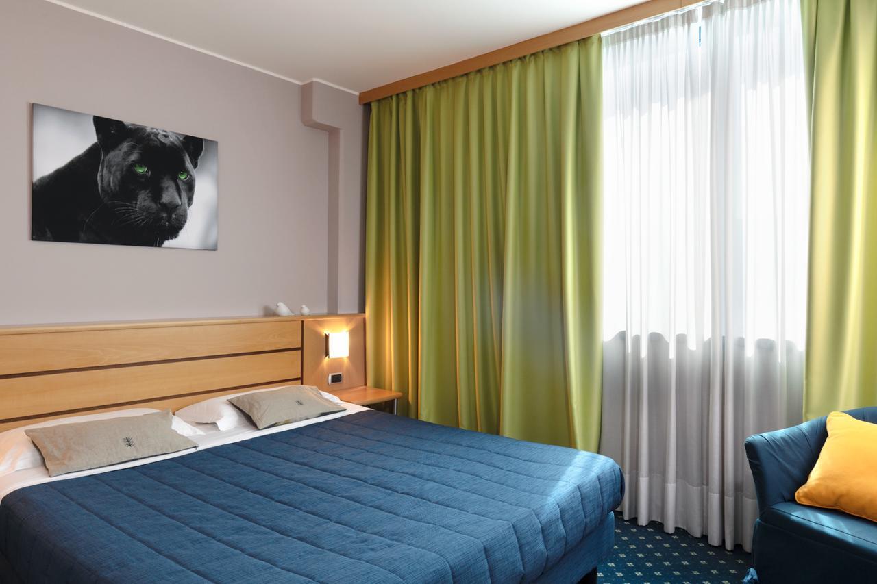 Garda Hotel مونتيشياري المظهر الخارجي الصورة