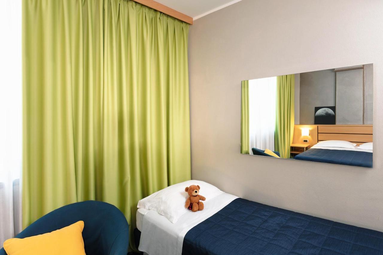 Garda Hotel مونتيشياري المظهر الخارجي الصورة